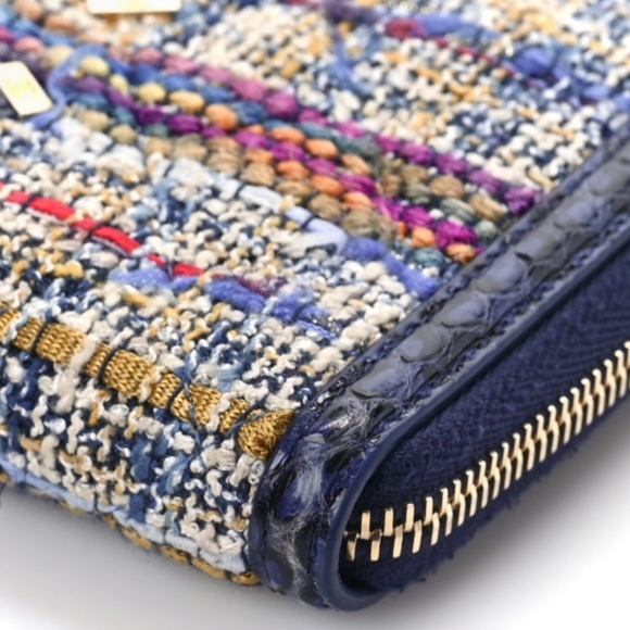 🔥CHANEL Tweed/ Exotic Leather Wallet - Picture 7 of 12